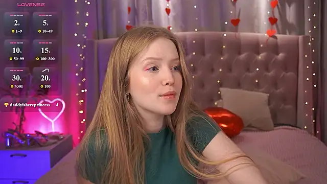 LilianHoward online show from 02.12.26