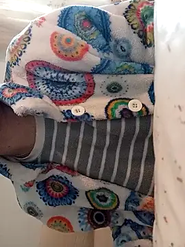 Snapshot of gatitachula93 chatting on 02.11.26 gatitachula93 online show from 02.11.26