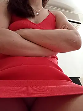 Snapshot of gatitachula93 chatting on 04.19.26 gatitachula93 online show from 04.19.26