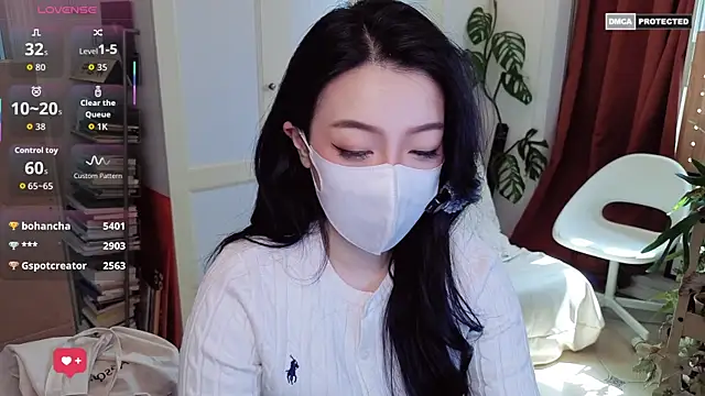 nayomi 34f online show from 04.07.26