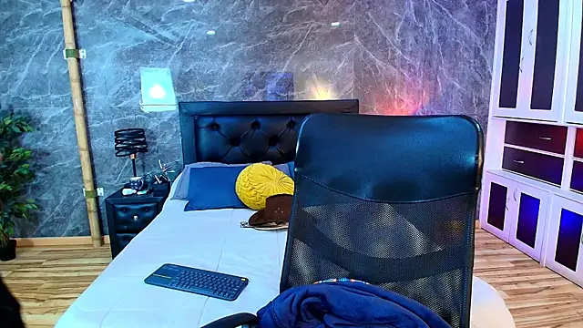 PatrickS25 online show from 02.25.26