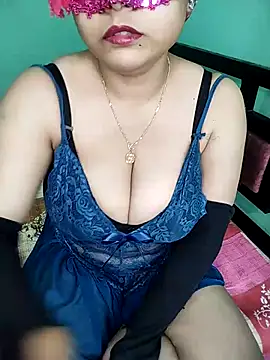 CherrychloeXO online show from 02.16.26