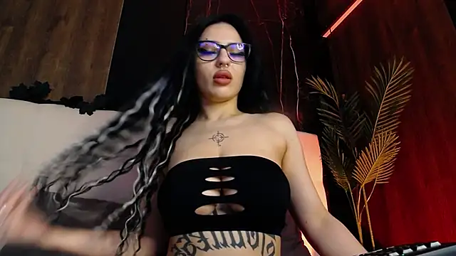 RavenFoxxy online show from 05.11.26