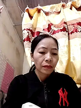 Snapshot of Cool-iponk chatting on 12.15.25 Cool-iponk online show from 12.15.25