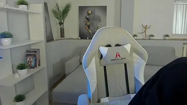 KrisDoeil online show from 04.19.26