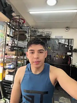 Johan stick online show from 12.22.25