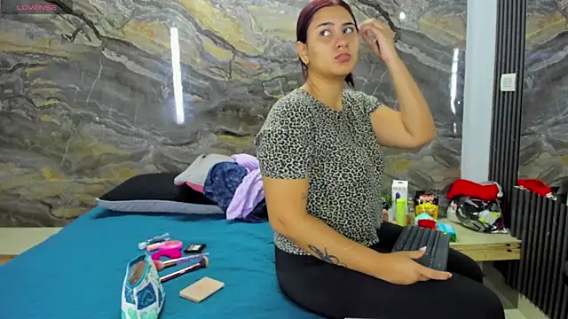 Snapshot of Evy_connor chatting on 01.06.26 Evy connor online show from 01.06.26