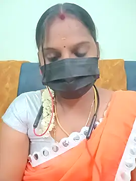 Snapshot of Tamil_Pallavi chatting on 03.05.26 Tamil Pallavi online show from 03.05.26