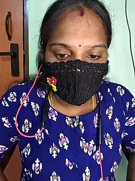 Snapshot of Tamil_Pallavi chatting on 04.07.26 Tamil Pallavi online show from 04.07.26
