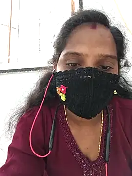 Snapshot of Tamil_Pallavi chatting on 04.10.26 Tamil Pallavi online show from 04.10.26