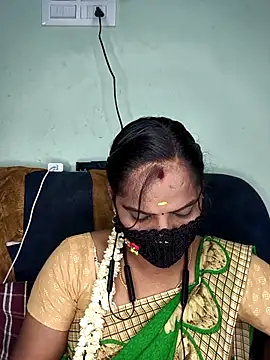 Snapshot of Tamil_Pallavi chatting on 04.12.26 Tamil Pallavi online show from 04.12.26