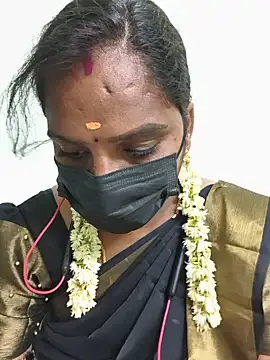 Snapshot of Tamil_Pallavi chatting on 06.22.26 Tamil Pallavi online show from 06.22.26