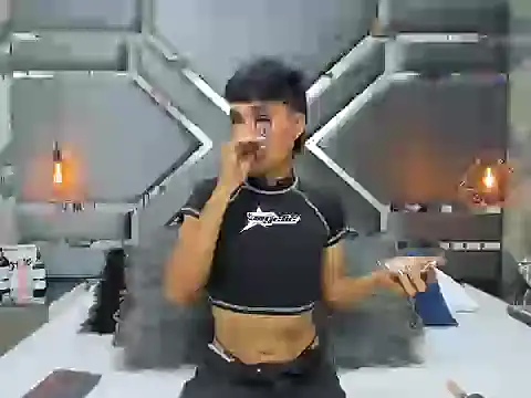 Snapshot of LittleNito chatting on 12.22.25 LittleNito online show from 12.22.25