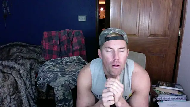 Snapshot of SpunRedneck chatting on 01.12.26 SpunRedneck online show from 01.12.26