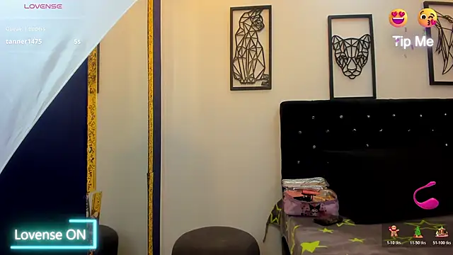 Snapshot of Andre_cloefoxx_ chatting on 12.20.25 Andre cloefoxx online show from 12.20.25