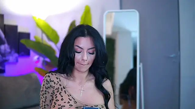 Ivy Trix online show from 02.15.26