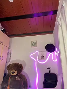 Cynthia es online show from 04.20.26