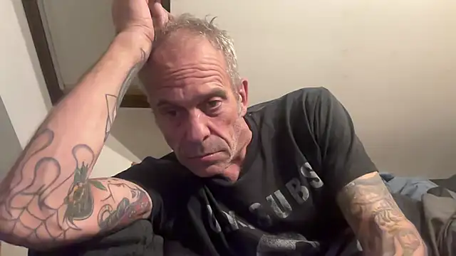 Snapshot of CBT-Sounding chatting on 02.02.26 CBT-Sounding online show from 02.02.26