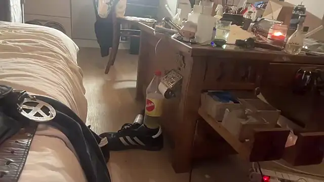 Snapshot of CBT-Sounding chatting on 02.11.26 CBT-Sounding online show from 02.11.26