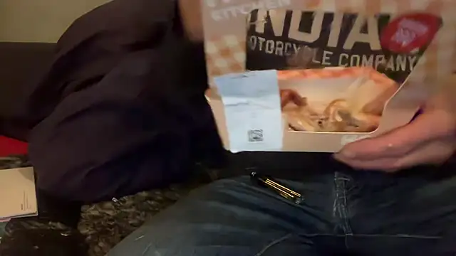 Snapshot of CBT-Sounding chatting on 02.14.26 CBT-Sounding online show from 02.14.26