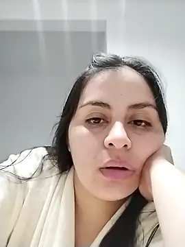 latina prohibida online show from 02.08.26