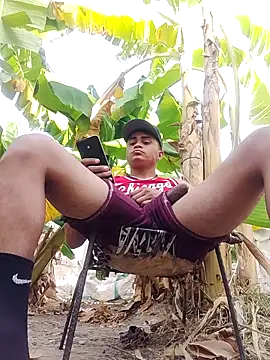 Snapshot of youngboypiss chatting on 02.06.26 youngboypiss online show from 02.06.26