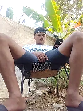 Snapshot of youngboypiss chatting on 02.26.26 youngboypiss online show from 02.26.26