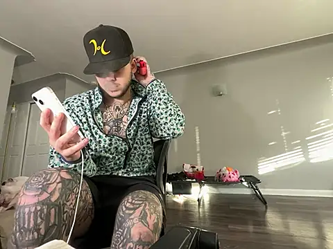 Tatertats online show from 01.10.26