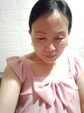 Snapshot of Lili-123k chatting on 03.14.26 Lili-123k online show from 03.14.26