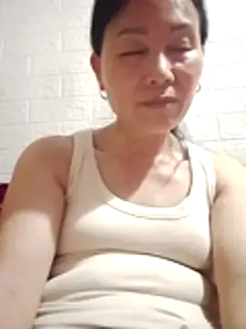 Snapshot of Lili-123k chatting on 03.28.26 Lili-123k online show from 03.28.26