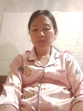 Snapshot of Lili-123k chatting on 04.25.26 Lili-123k online show from 04.25.26