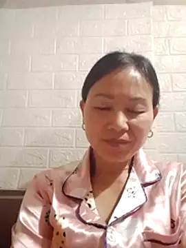Snapshot of Lili-123k chatting on 04.29.26 Lili-123k online show from 04.29.26
