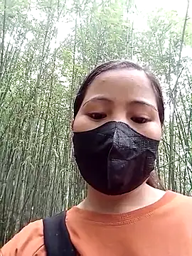 Snapshot of felicity_chloe chatting on 02.12.26 felicity chloe online show from 02.12.26