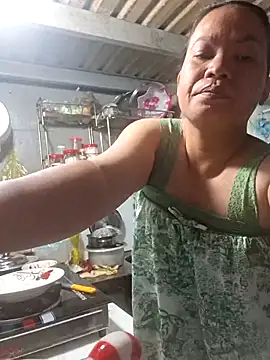 Snapshot of felicity_chloe chatting on 03.30.26 felicity chloe online show from 03.30.26