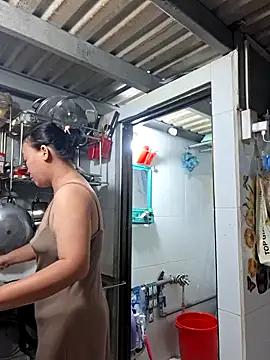 Snapshot of felicity_chloe chatting on 04.02.26 felicity chloe online show from 04.02.26