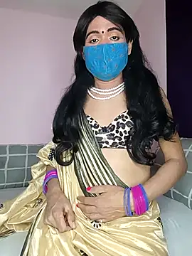 Snapshot of Lovely_Ladyboy_star chatting on 12.15.25 Lovely Ladyboy star online show from 12.15.25