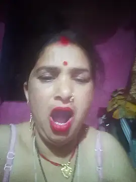 Snapshot of Your-shreya143 chatting on 04.20.26 Your-shreya143 online show from 04.20.26