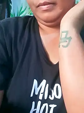 Snapshot of wildblaze_12 chatting on 03.02.26 wildblaze 12 online show from 03.02.26