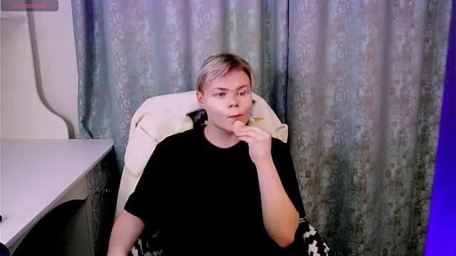 Brian Mils online show from 01.12.26