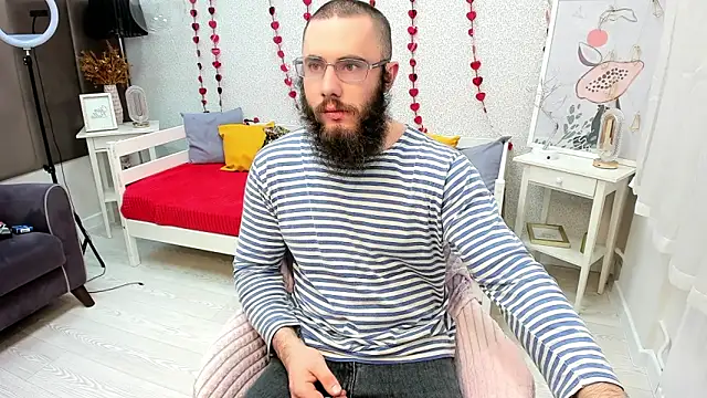 Snapshot of Ant_Power chatting on 02.14.26 Ant Power online show from 02.14.26