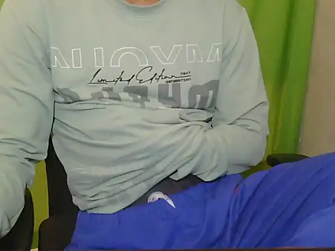 Snapshot of Michal_Fransis chatting on 02.20.26 Michal Fransis online show from 02.20.26