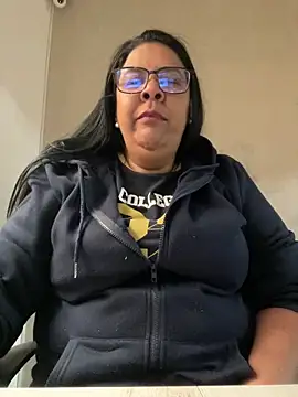 Snapshot of Carameloswing1 chatting on 01.06.26 Carameloswing1 online show from 01.06.26