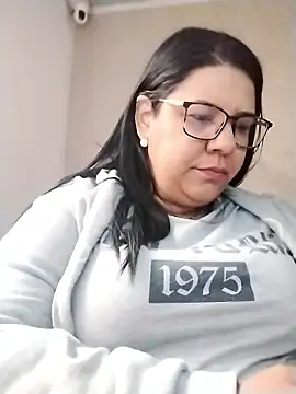 Snapshot of Carameloswing1 chatting on 01.10.26 Carameloswing1 online show from 01.10.26