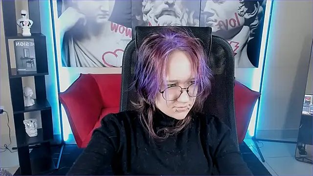 Sylvia Reed online show from 12.21.25