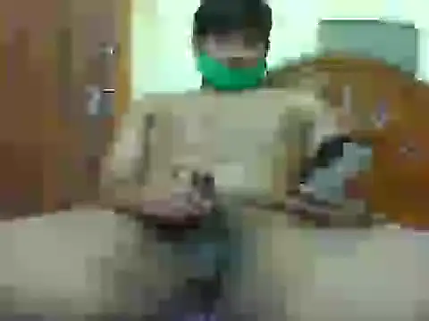 Snapshot of ragnar_steamy chatting on 12.18.25 ragnar steamy online show from 12.18.25