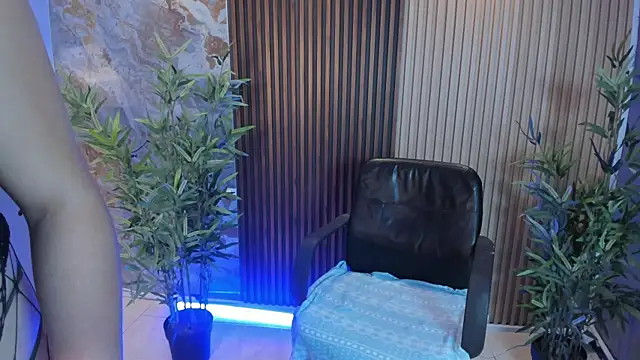 Snapshot of TiffanyHoustton chatting on 01.08.26 TiffanyHoustton online show from 01.08.26