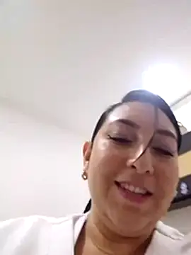 Valeria montana  online show from 02.25.26