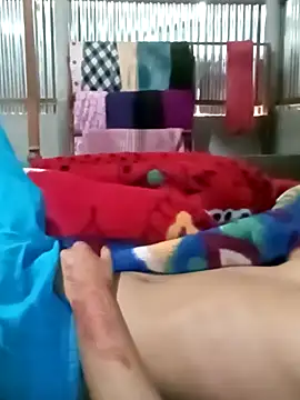 naughtygirl96 online show from 04.06.26