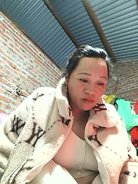 Y-eahi online show from 01.08.26