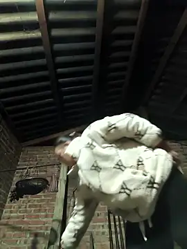 Y-eahi online show from 01.09.26